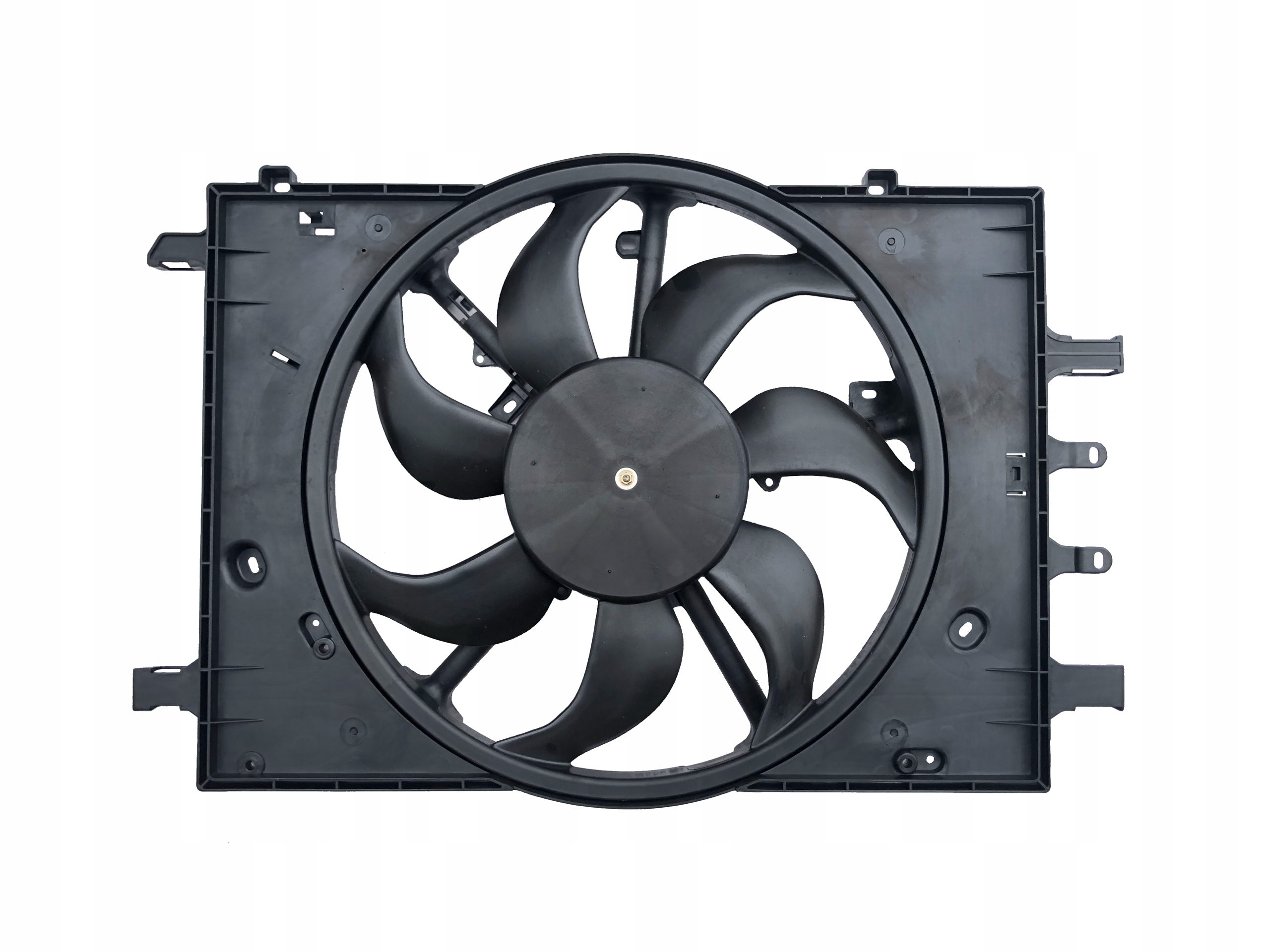 Wentylator chłodnicy Infiniti Q50 2014-