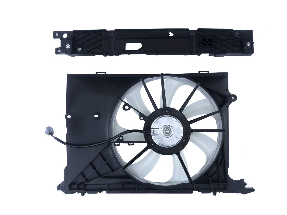 Wentylator chłodnicy + mocowanie chłodnicy Toyota Auris 2006-2018 1,4D-4D